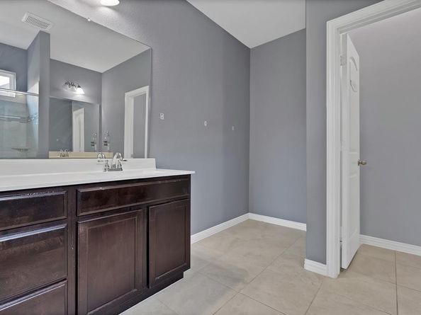 1625  Habersham Street , Aubrey Texas 76227