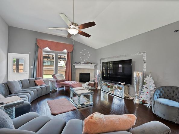 1625  Habersham Street , Aubrey Texas 76227