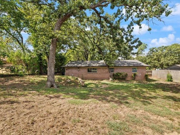 1900  Mimosa Drive , Arlington Texas 76012