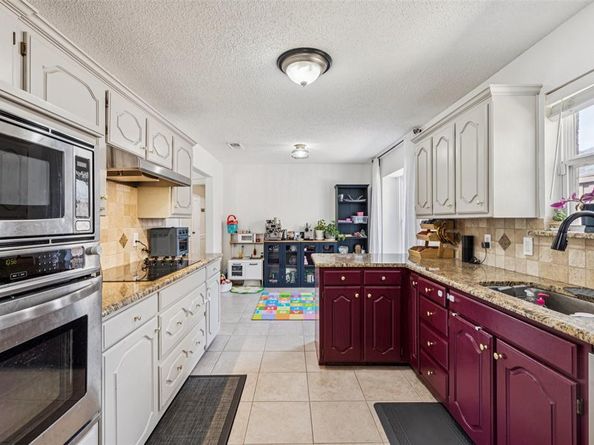 2800  Bowie Drive , Plano Texas 75025
