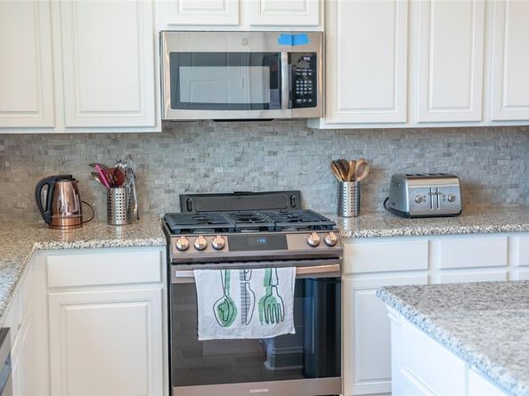 1005  Boyd Lane , Euless Texas 76040