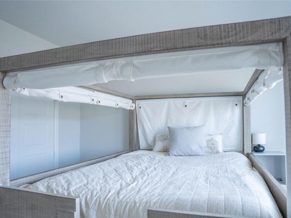 1005  Boyd Lane , Euless Texas 76040