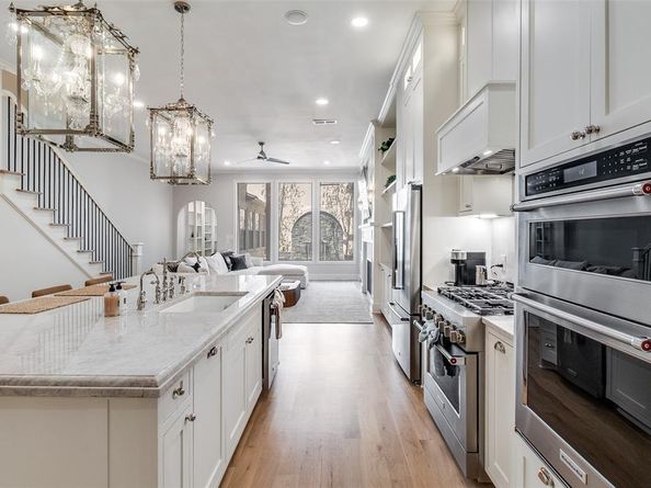 4219  Prescott Avenue , Dallas Texas 75219