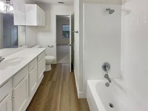 7306  Kingswood Circle , Fort Worth Texas 76133