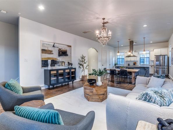 1405  Mccoy Street  4U, Dallas Texas 75204