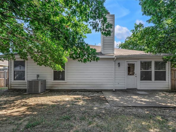 249  Pine Crest Drive , Justin Texas 76247