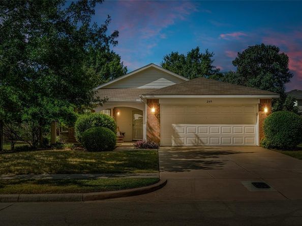 249  Pine Crest Drive , Justin Texas 76247