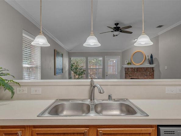 249  Pine Crest Drive , Justin Texas 76247