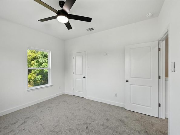 2925  Lasalle Street , Fort Worth Texas 76111