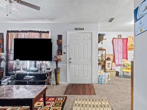 1921  Portland Avenue , Fort Worth Texas 76102