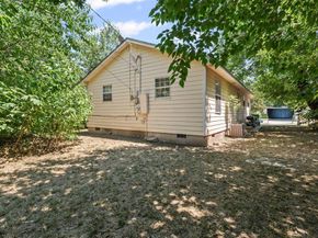 1921  Portland Avenue , Fort Worth Texas 76102