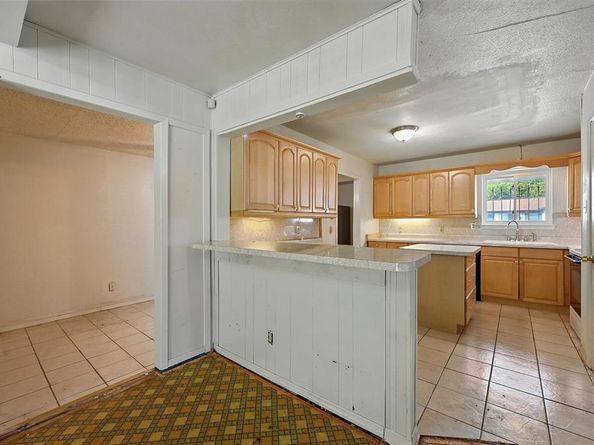 6308  Melinda Drive , Forest Hill Texas 76119