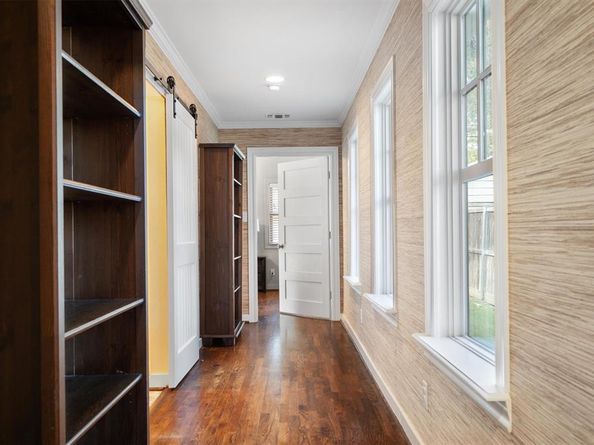 3836  Pershing Avenue , Fort Worth Texas 76107