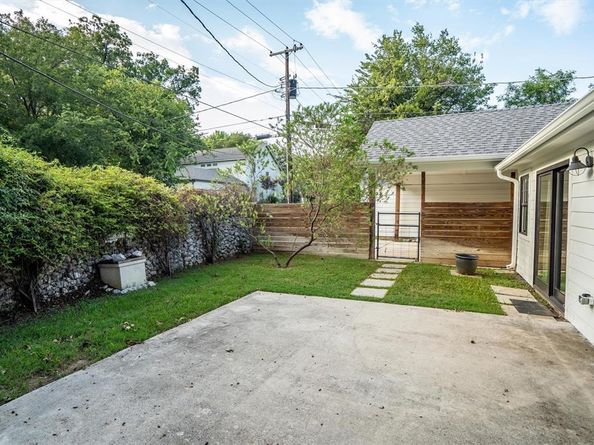 3836  Pershing Avenue , Fort Worth Texas 76107