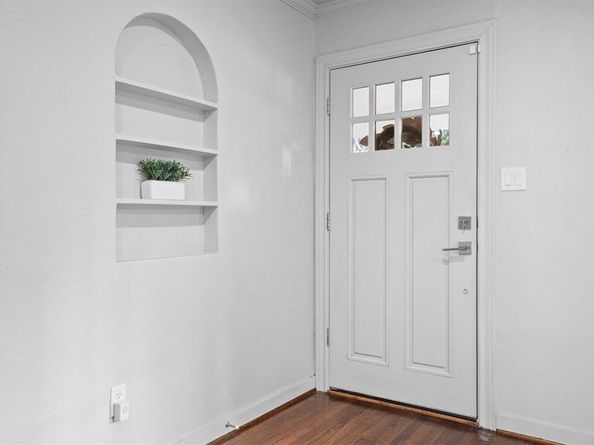 3836  Pershing Avenue , Fort Worth Texas 76107