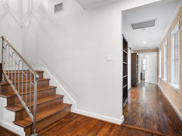 3836  Pershing Avenue , Fort Worth Texas 76107