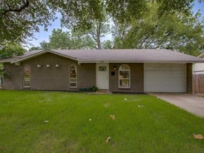 5610  Saddleback Road , Garland Texas 75043