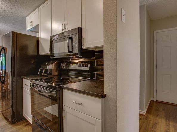 5610  Saddleback Road , Garland Texas 75043