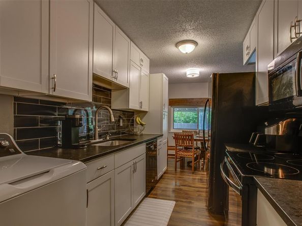 5610  Saddleback Road , Garland Texas 75043