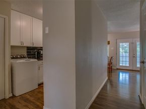 5610  Saddleback Road , Garland Texas 75043