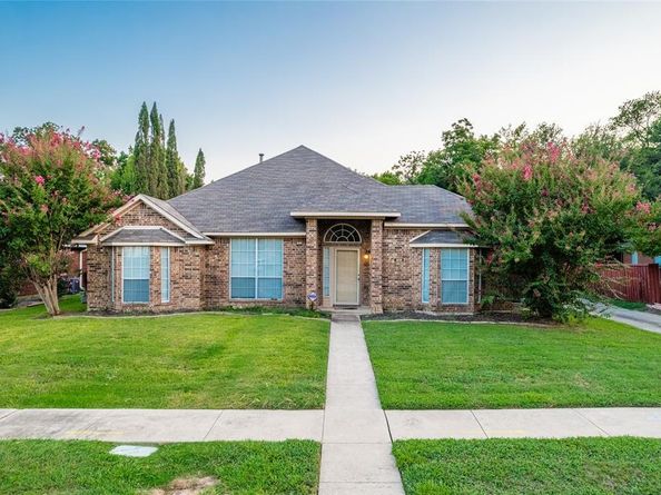 505  Bent Creek Drive , Garland Texas 75040