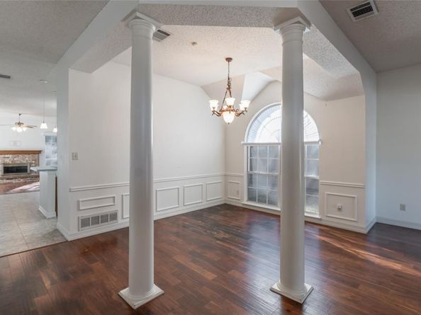 505  Bent Creek Drive , Garland Texas 75040