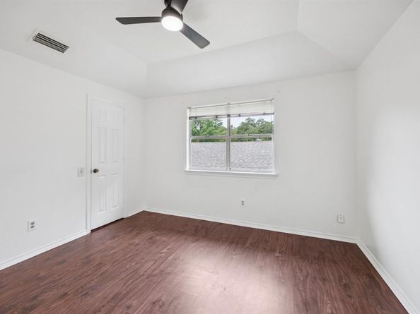 1  Whispering Vine Court , Grapevine Texas 76051