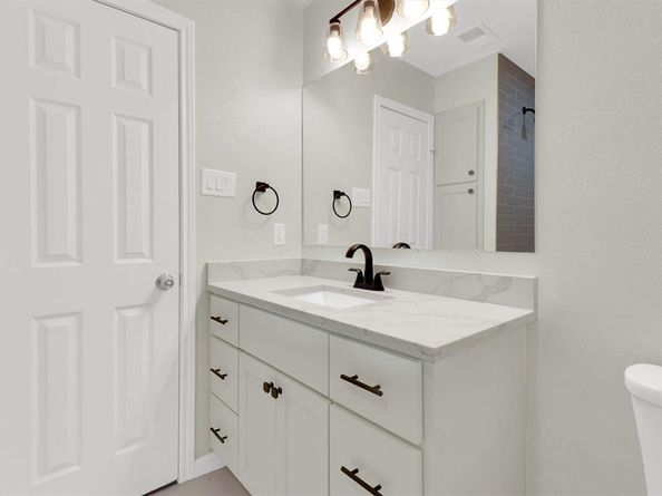 3710  Woodside Road , Carrollton Texas 75007