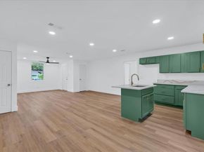607  Lombardy Lane , Arlington Texas 76013