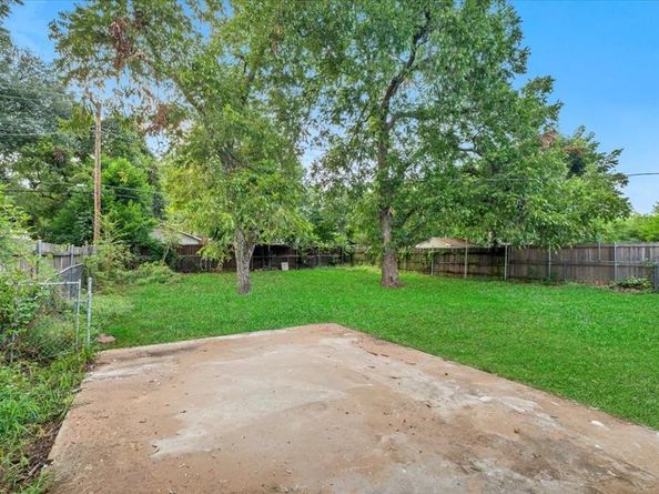 607  Lombardy Lane , Arlington Texas 76013