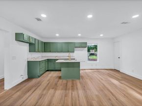 607  Lombardy Lane , Arlington Texas 76013