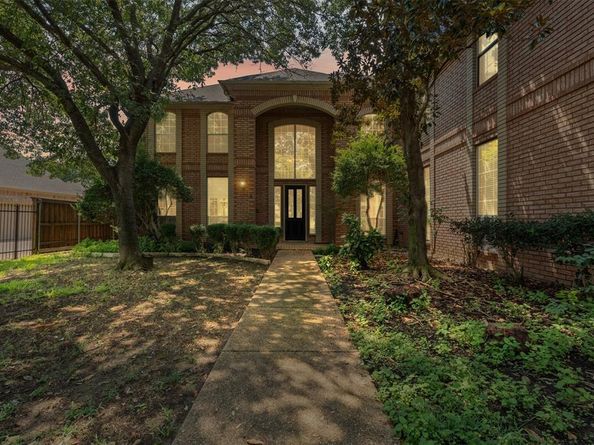 12  Park Place , Mansfield Texas 76063