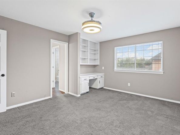 12  Park Place , Mansfield Texas 76063