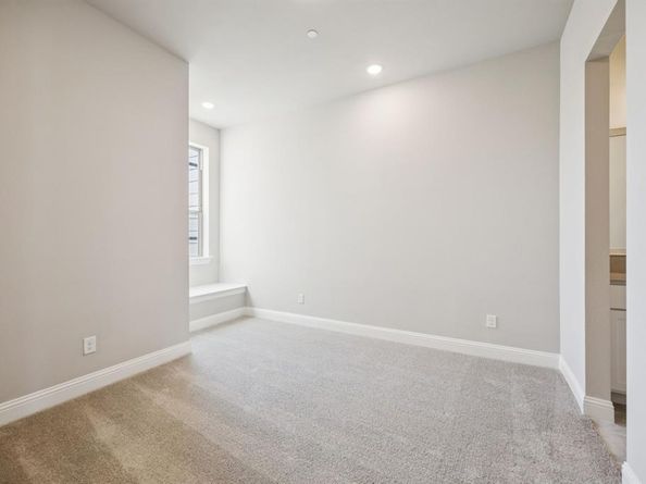 305  Sunset Lane  103, Fort Worth Texas 76114