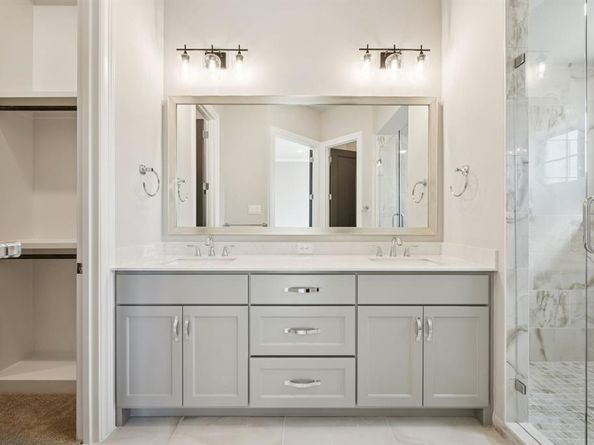 305  Sunset Lane  103, Fort Worth Texas 76114