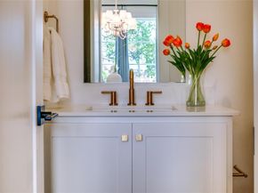 7207  Gaston Avenue  2005, Dallas Texas 75214
