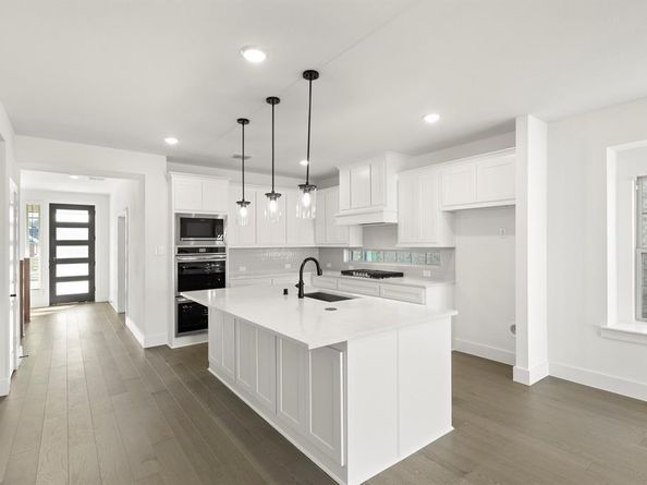 8511  Great Stone Trail , Rowlett Texas 75089