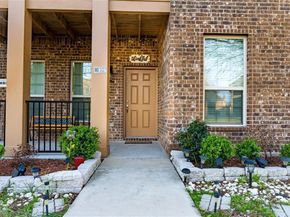 333  Allerton Mews , Lancaster Texas 75146