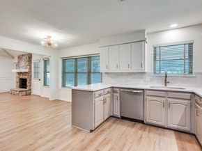 1015  De Pauw Drive , Arlington Texas 76012