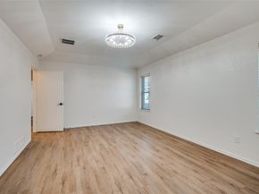 1015  De Pauw Drive , Arlington Texas 76012