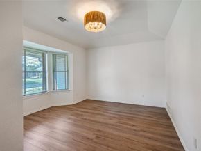 1015  De Pauw Drive , Arlington Texas 76012