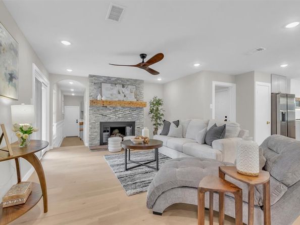 11107  Hillcrest Road , Dallas Texas 75230