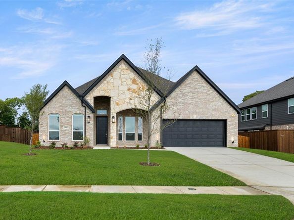 1911  Aspen  , Cedar Hill Texas 75104