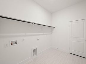 1911  Aspen  , Cedar Hill Texas 75104