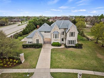 399  Wyndemere Boulevard 