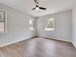 409 E Parkerville Road , DeSoto Texas 75115