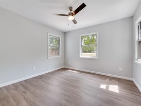 409 E Parkerville Road , DeSoto Texas 75115