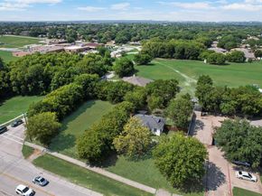 409 E Parkerville Road , DeSoto Texas 75115