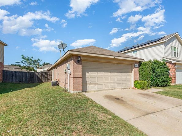 2829  Coyote Ridge Drive , Fort Worth Texas 76244