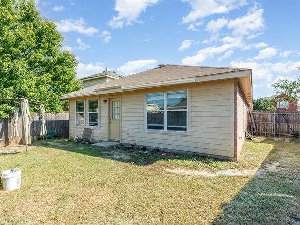 2829  Coyote Ridge Drive , Fort Worth Texas 76244